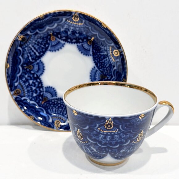 Vintage Lomonosov "Fans and Flowers" Cobalt Blue Teacup and Saucer - Picture 9 of 9